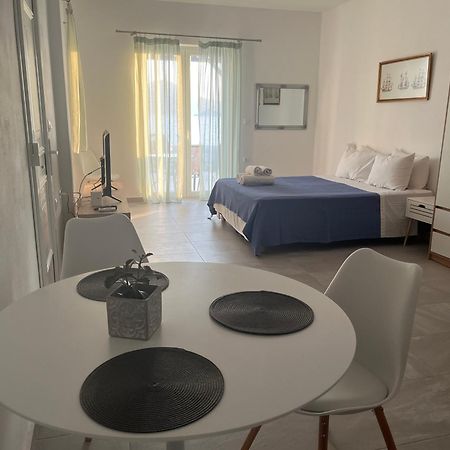 Appartamento Bay-Dream 4 Adamantas  Esterno foto
